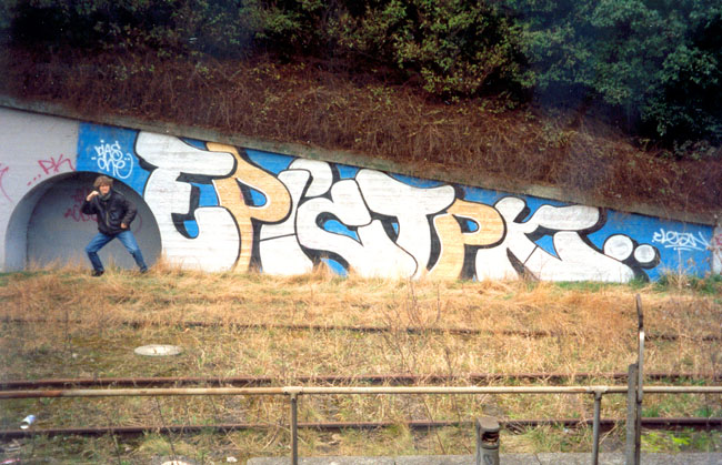 dias-114