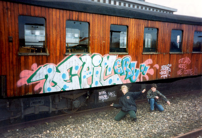 trains-077