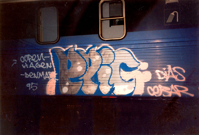 trains-082