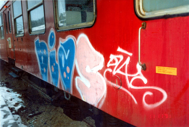 trains-086