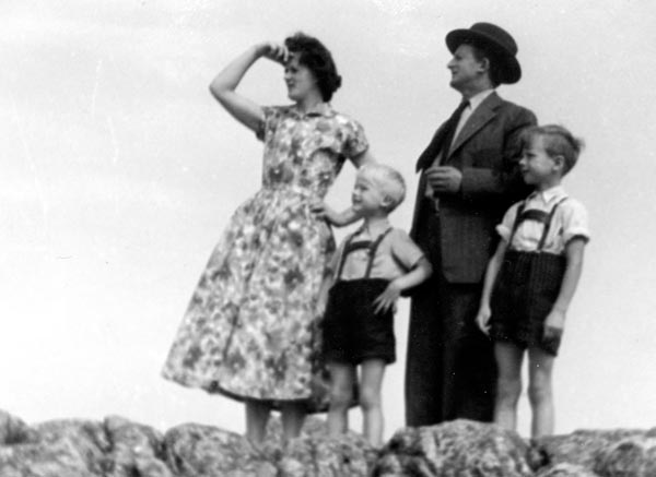 1953-17