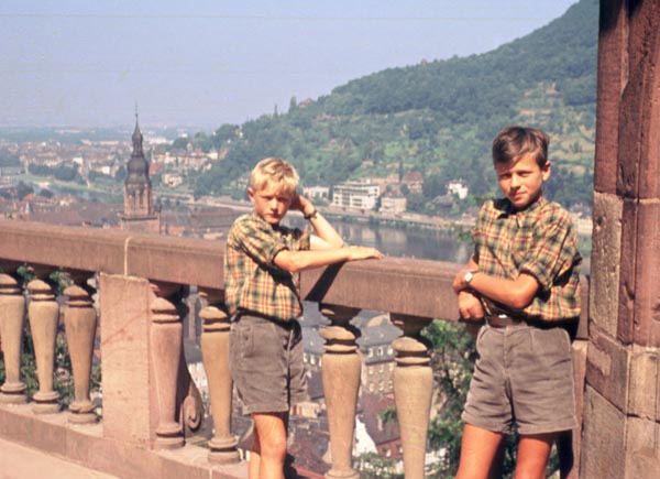 1959-08