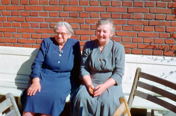 1960-25