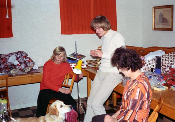 1972-11
