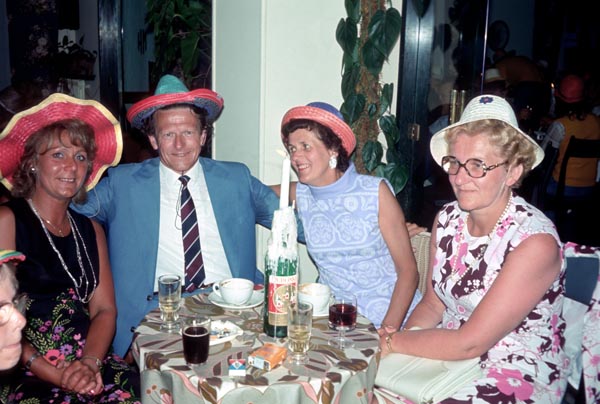 1973-11