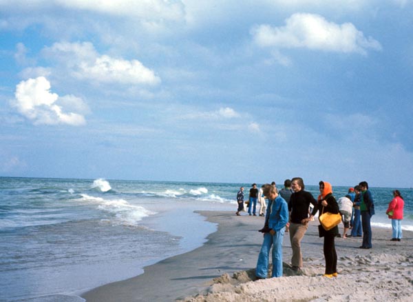 1974-09