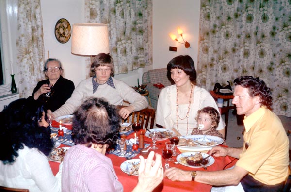 1975-11