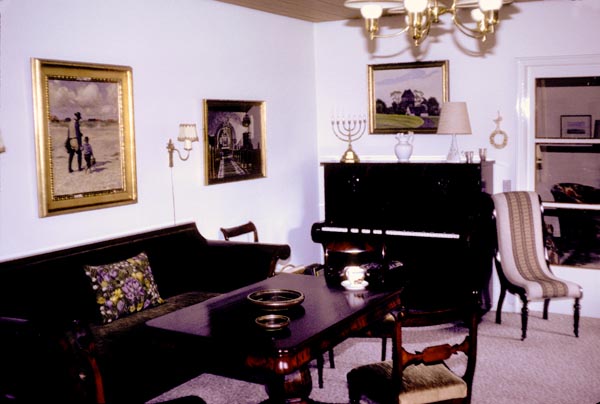1977-47