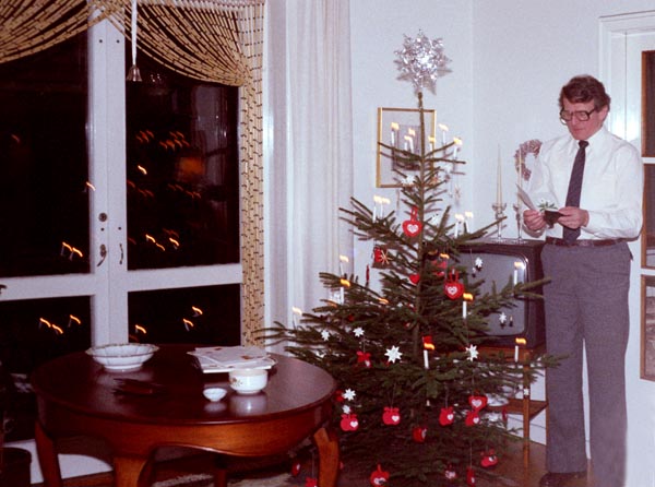 1982-17