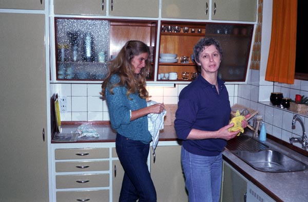 1982-27