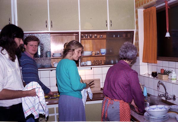 1982-32