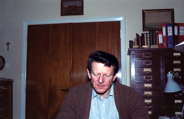 1982-33