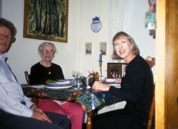 1990-04