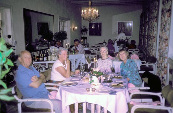 1990-13
