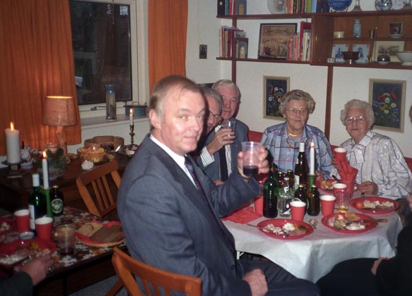 1990-30